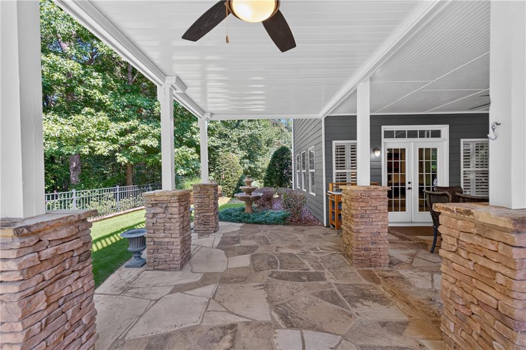 408 Larkspur Drive