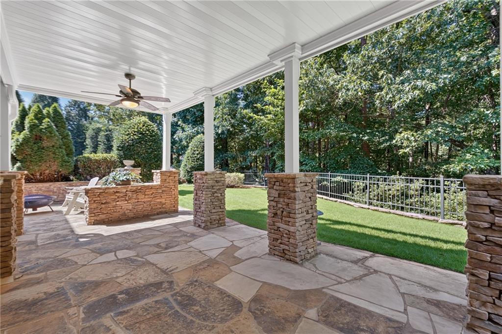 408 Larkspur Drive