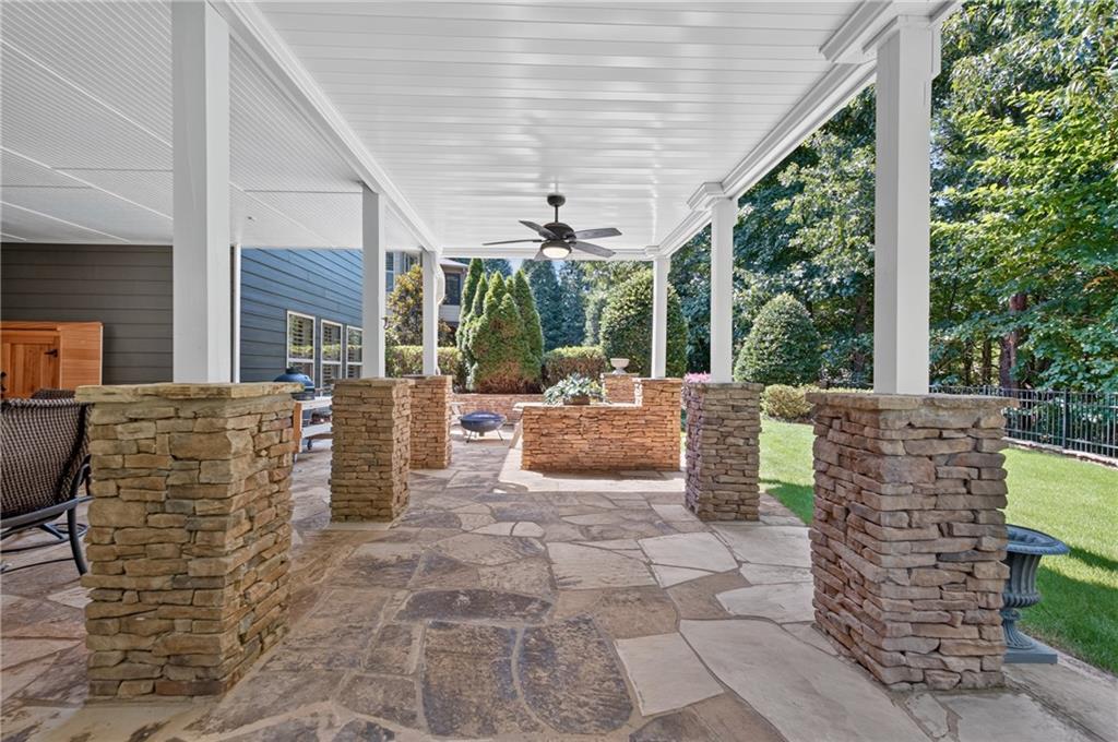 408 Larkspur Drive