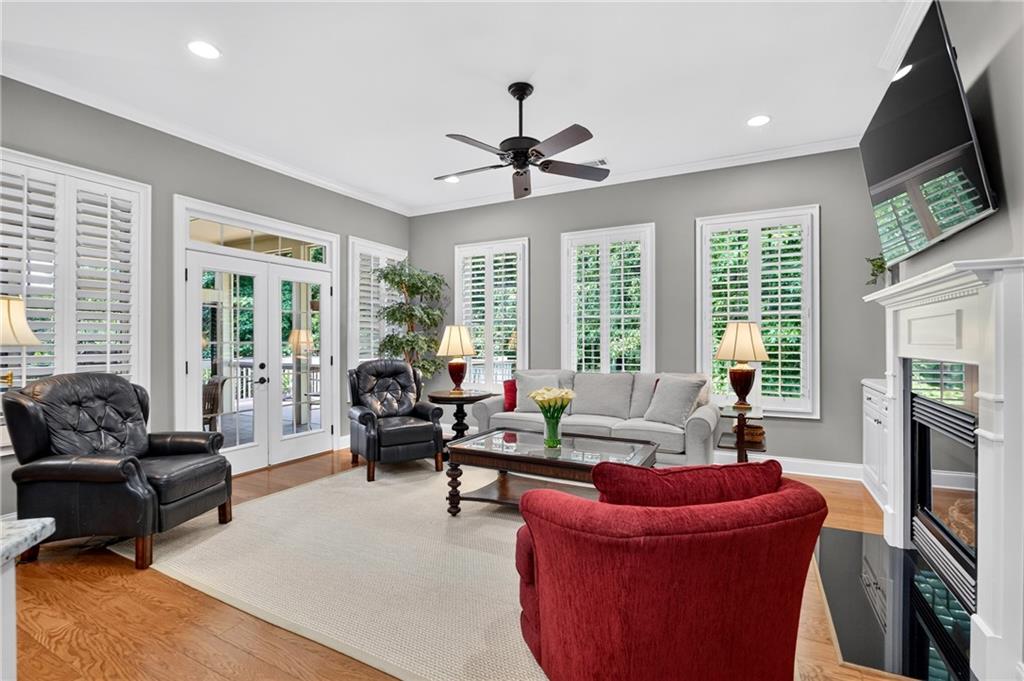 408 Larkspur Drive