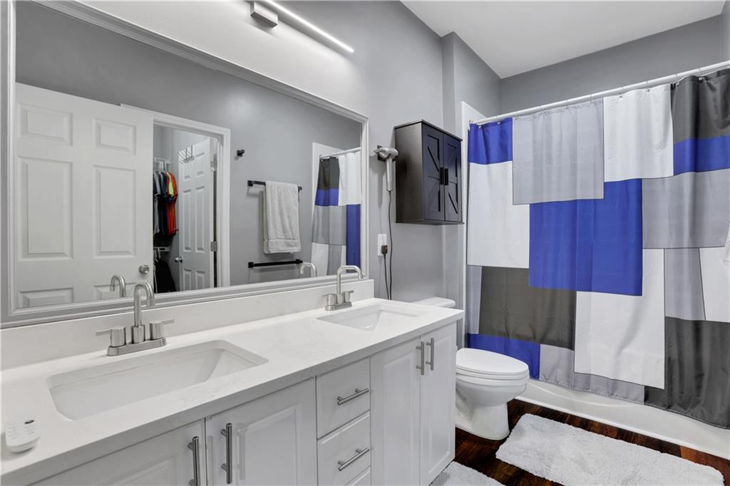 4103 Woodland Lane