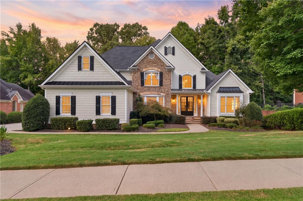 345 Majestic Cove