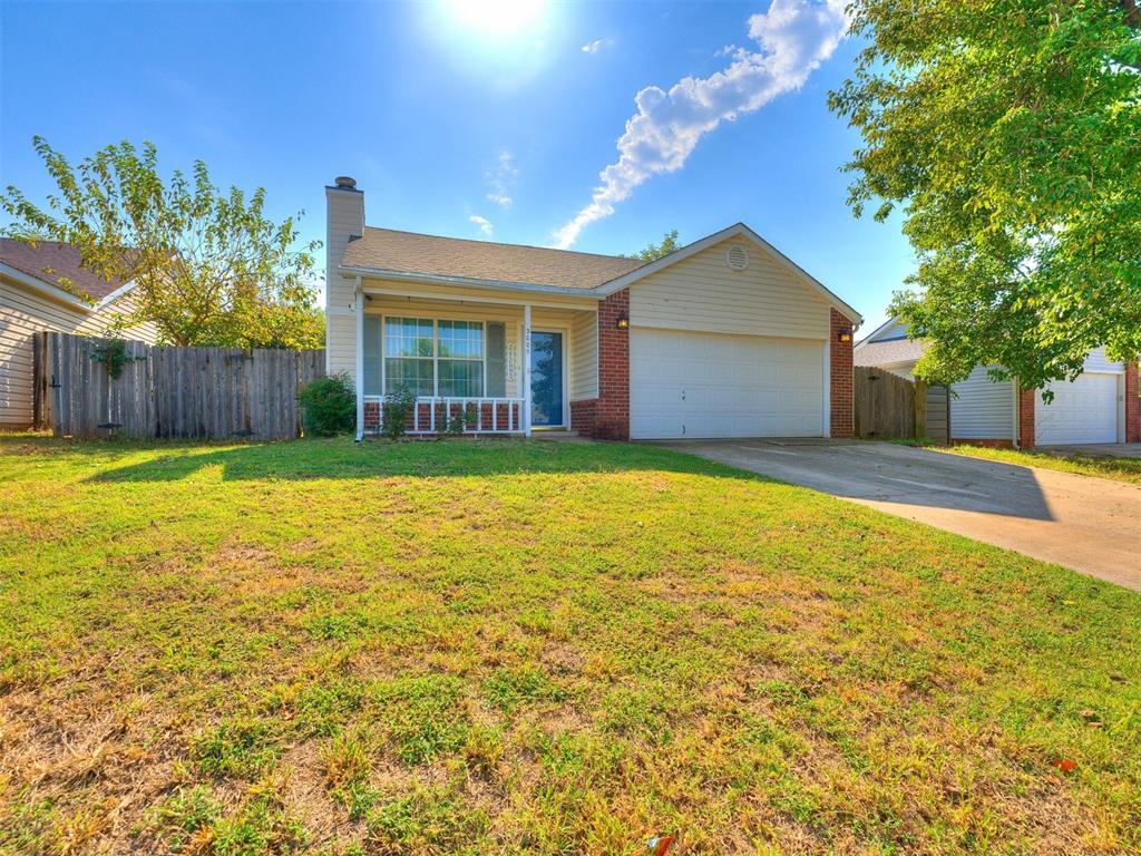 3005 Pinecrest Street