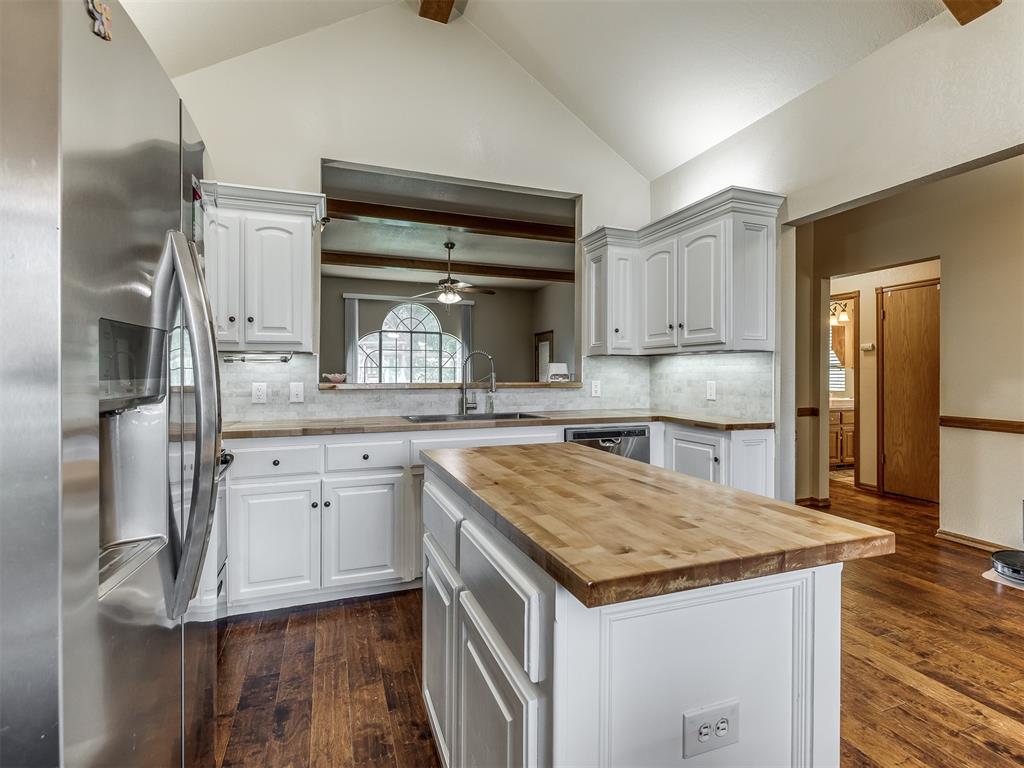 9901 Fox Fair Hollow