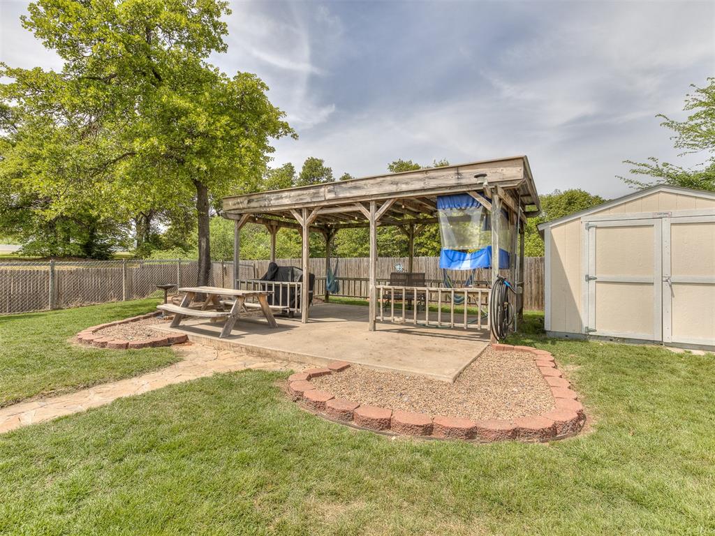 9901 Fox Fair Hollow