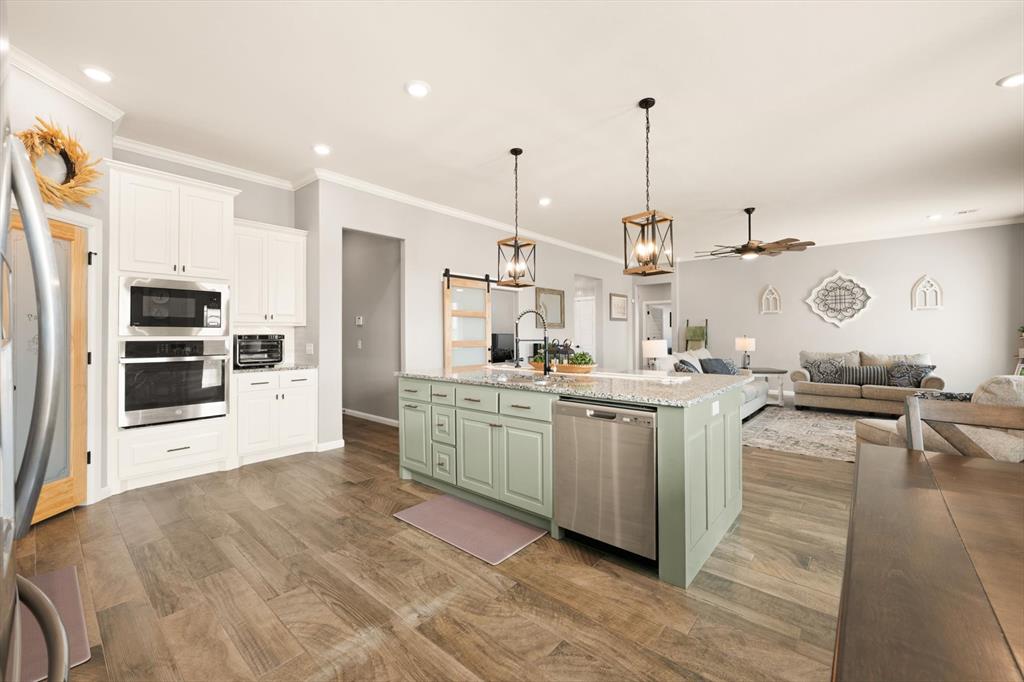 9416 SW 48th Terrace