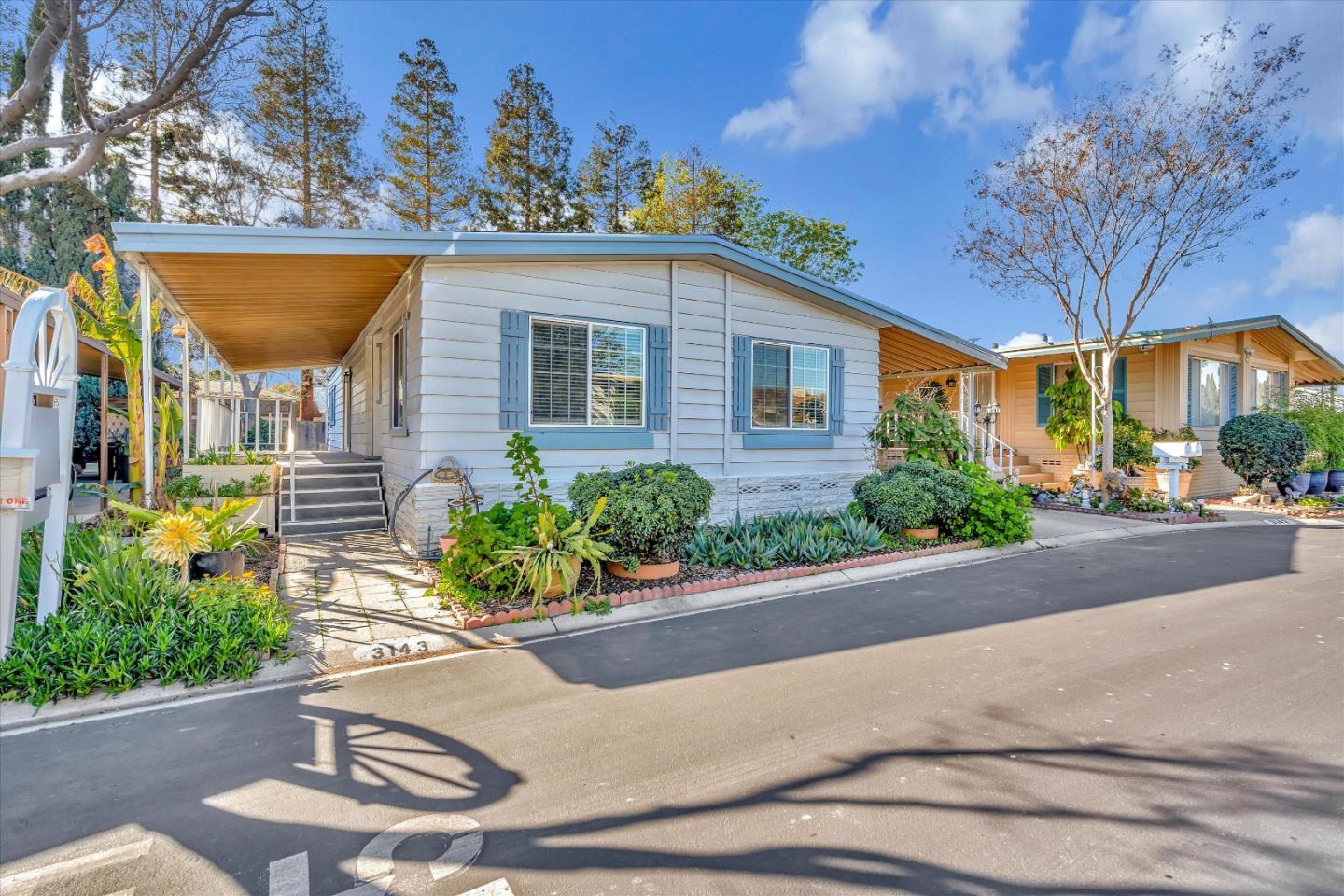 3143 Oakbridge DR 3143