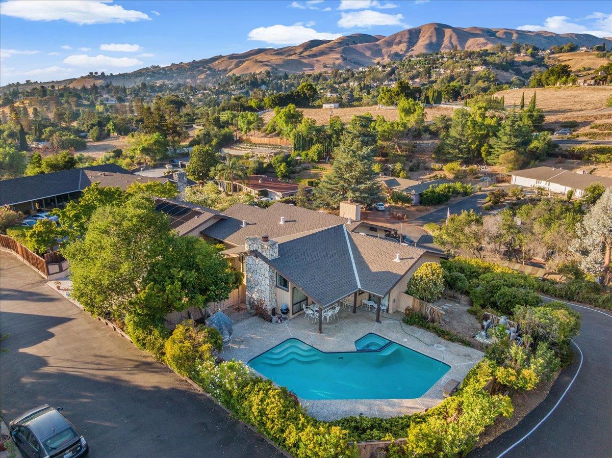 10940 Prieta CT