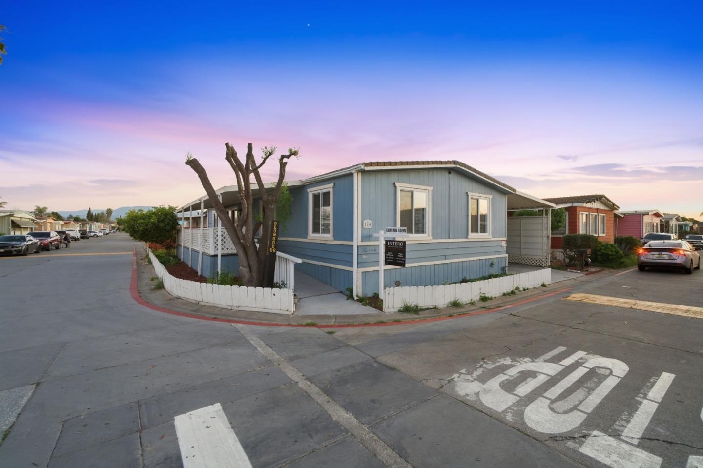 174 Redwood Avenue Unit: 174