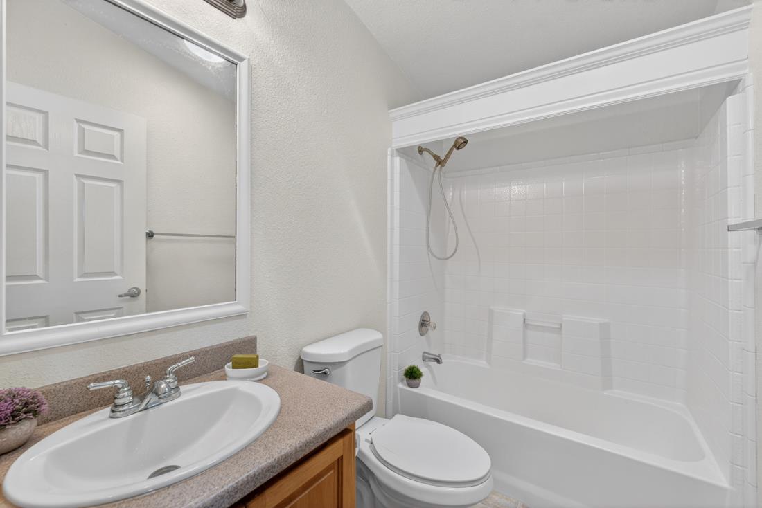433 Sylvan Avenue Unit: 134
