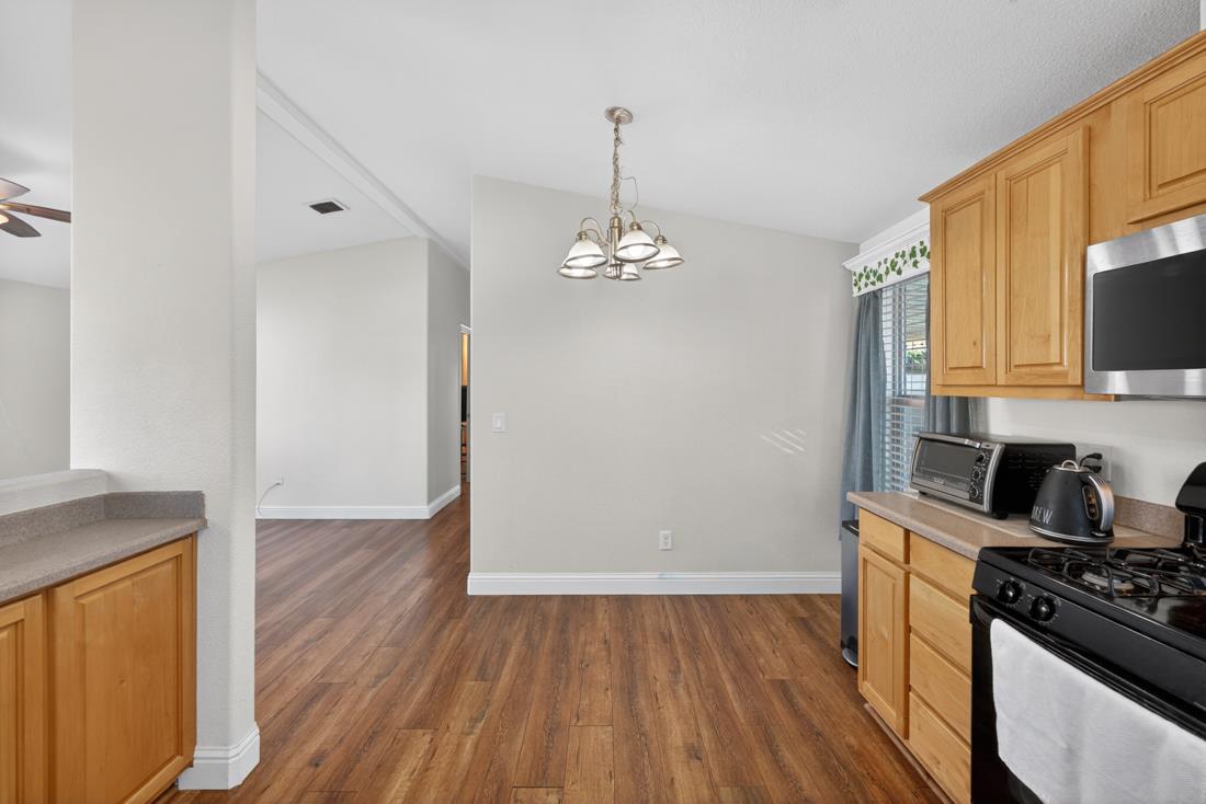 433 Sylvan Avenue Unit: 134