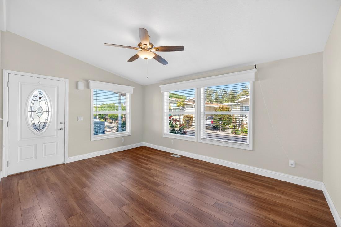 433 Sylvan Avenue Unit: 134