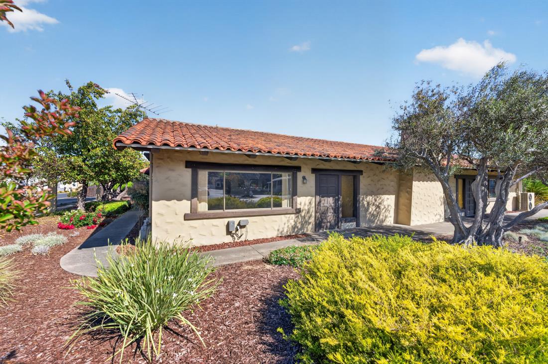 433 Sylvan Avenue Unit: 134