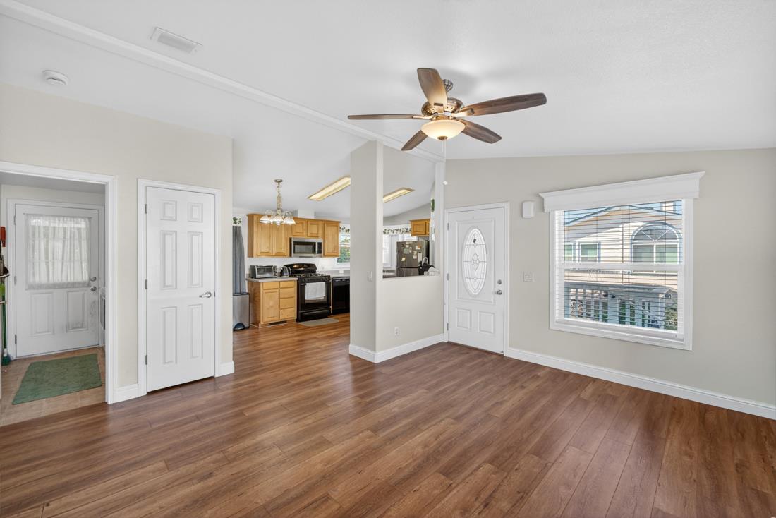 433 Sylvan Avenue Unit: 134