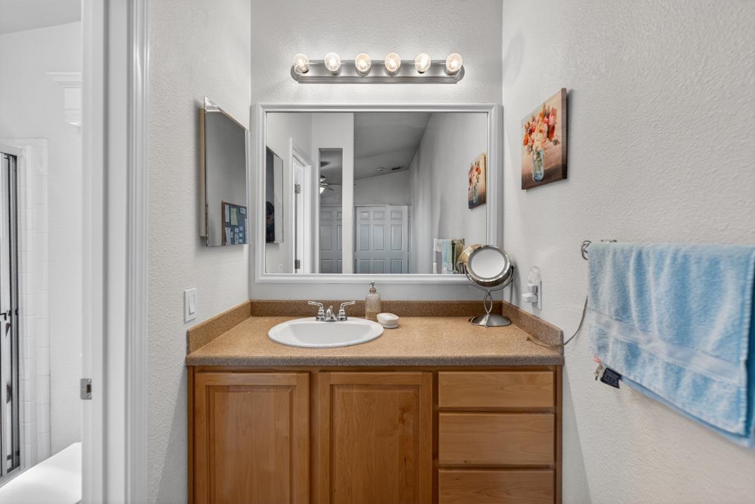 433 Sylvan Avenue Unit: 134