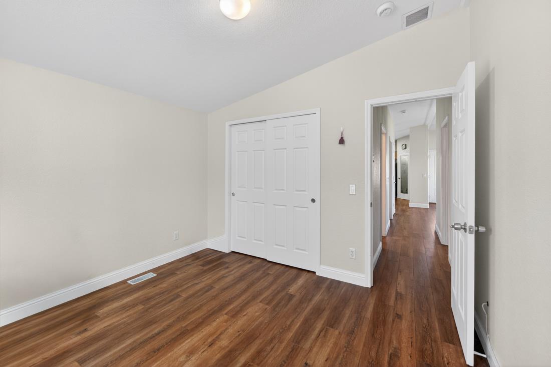 433 Sylvan Avenue Unit: 134