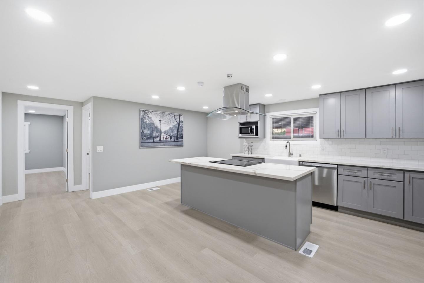 174 Redwood DR 174