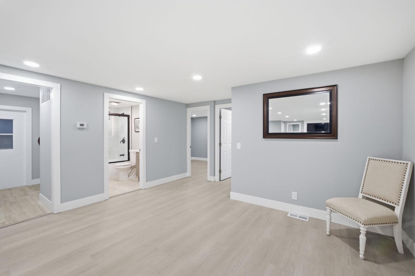 174 Redwood DR 174
