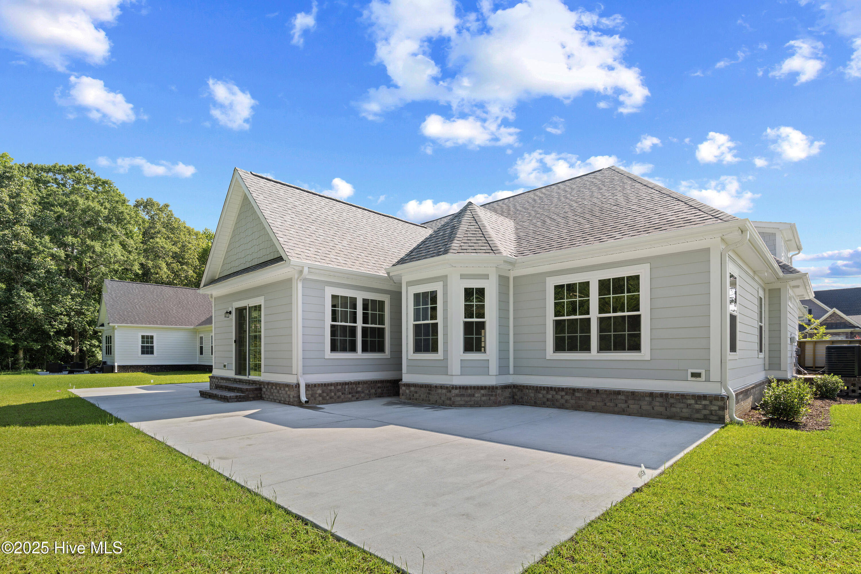 9334 Old Salem Way