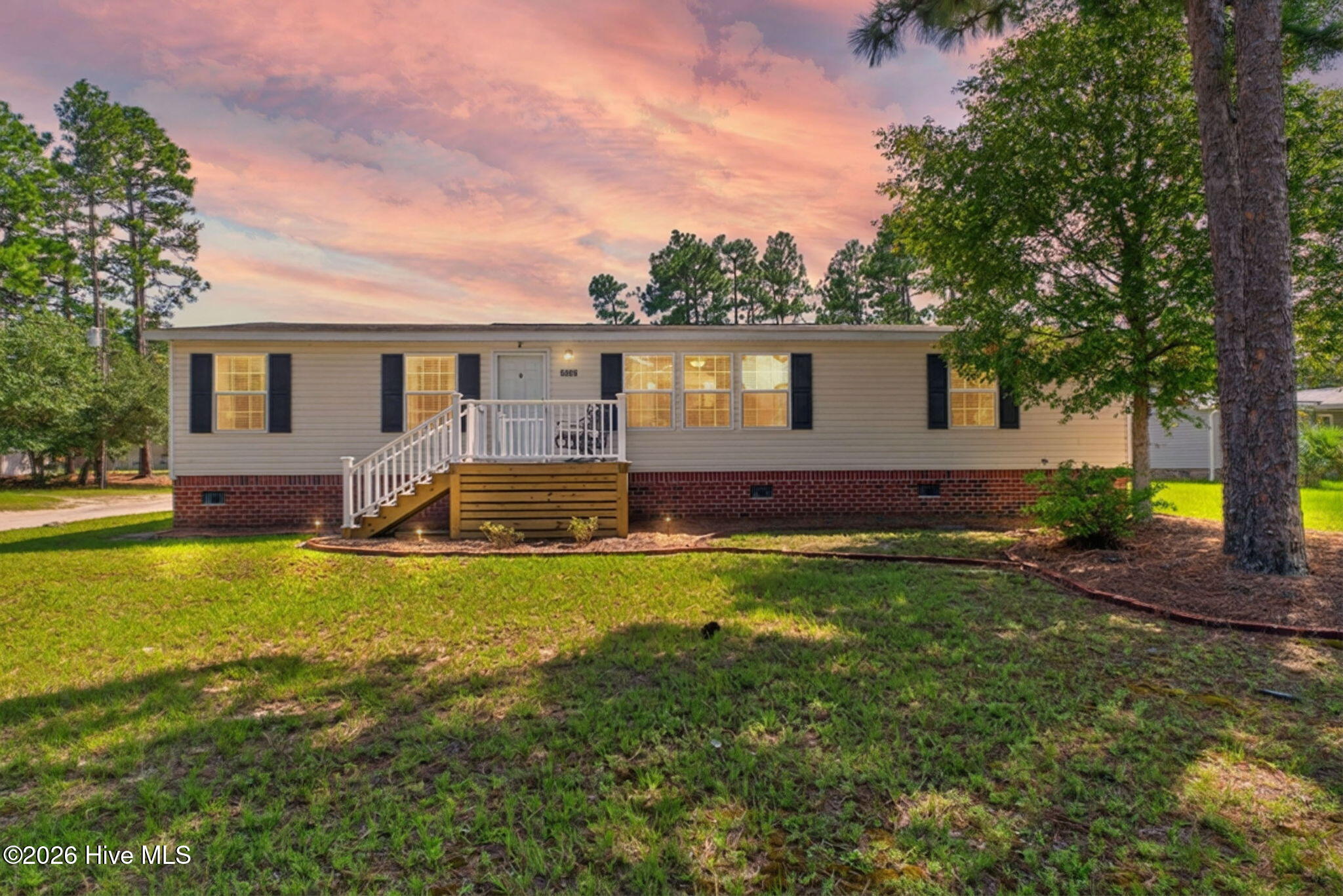 3505 Lakewood Drive SW