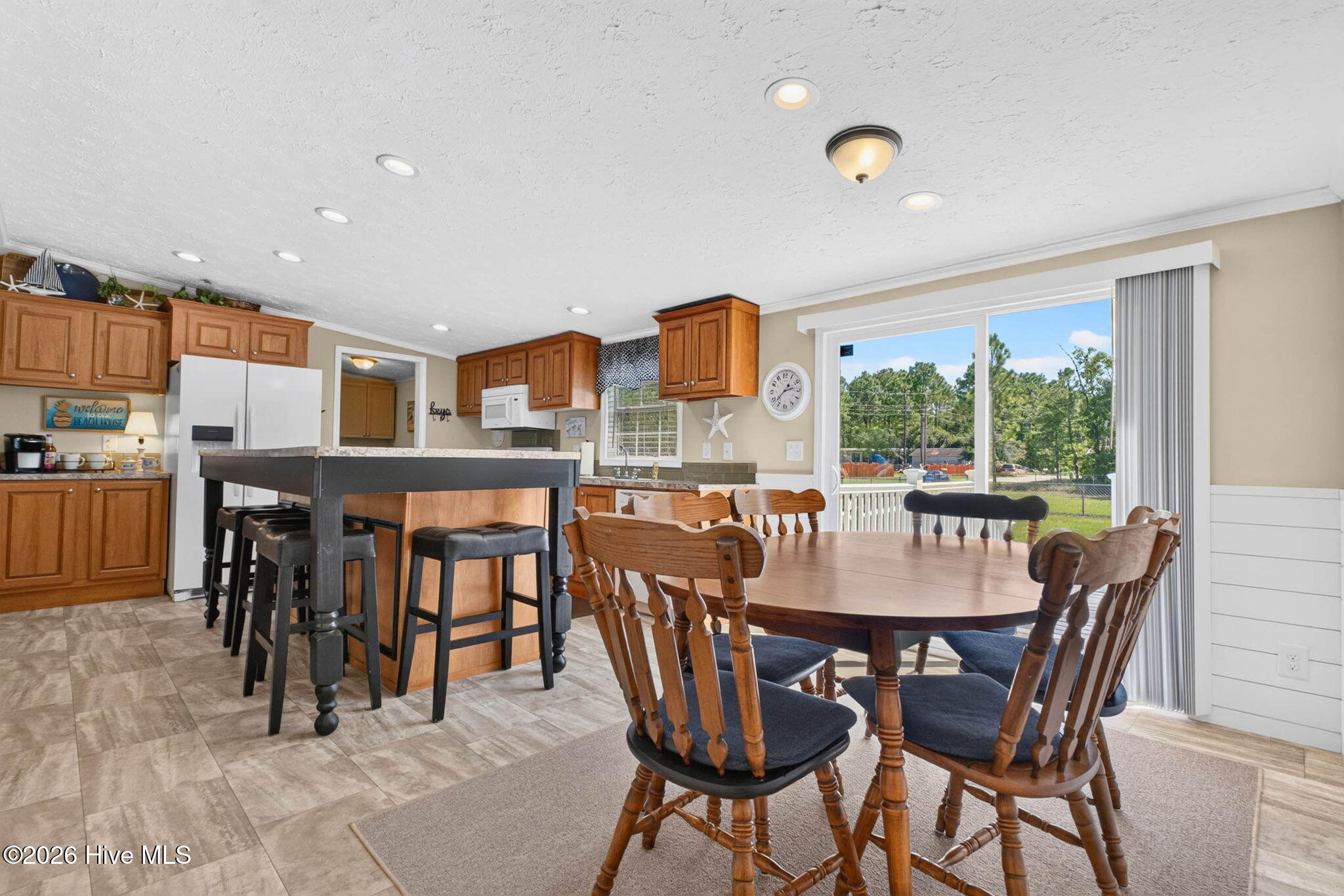 3505 Lakewood Drive SW