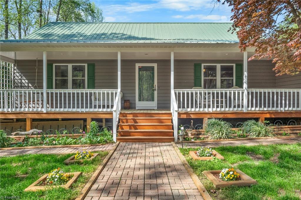 148 Reeder Road