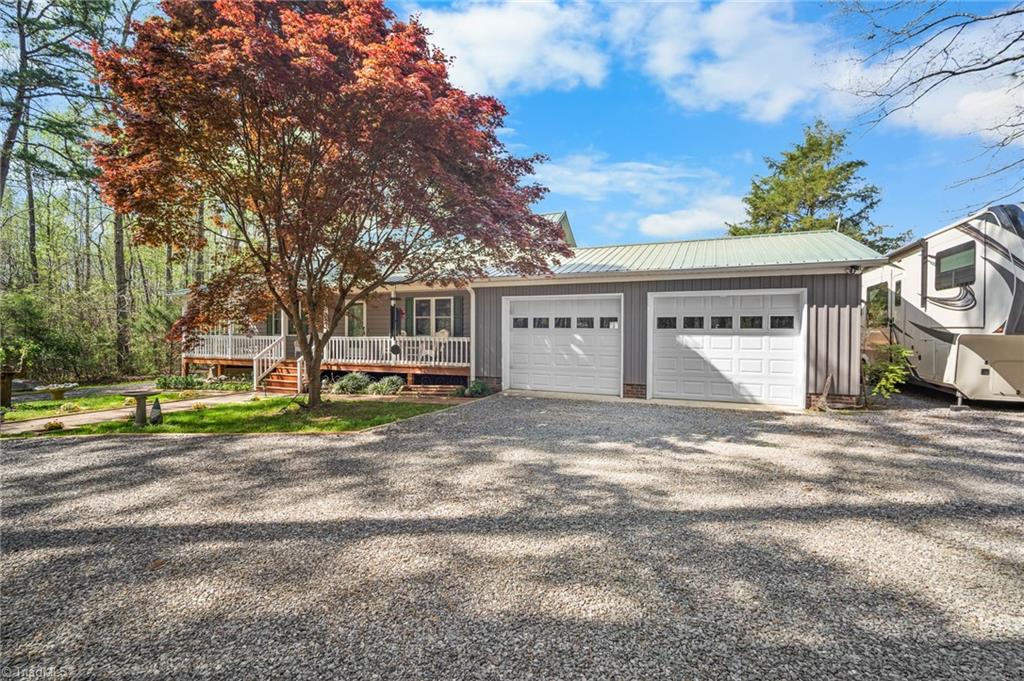 148 Reeder Road