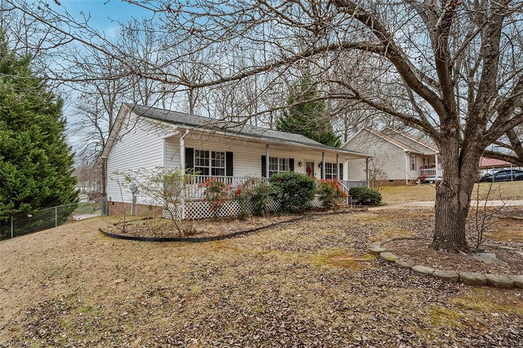 113 Falling Creek Drive