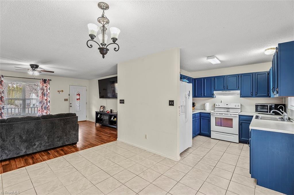 113 Falling Creek Drive