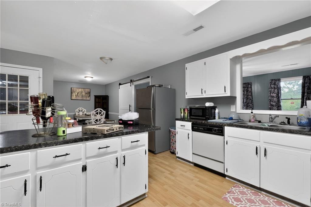 316 Christine Court, Winston-Salem