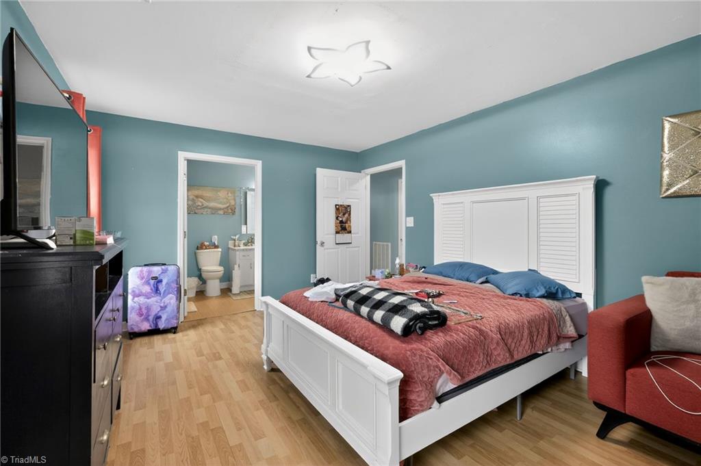 316 Christine Court, Winston-Salem