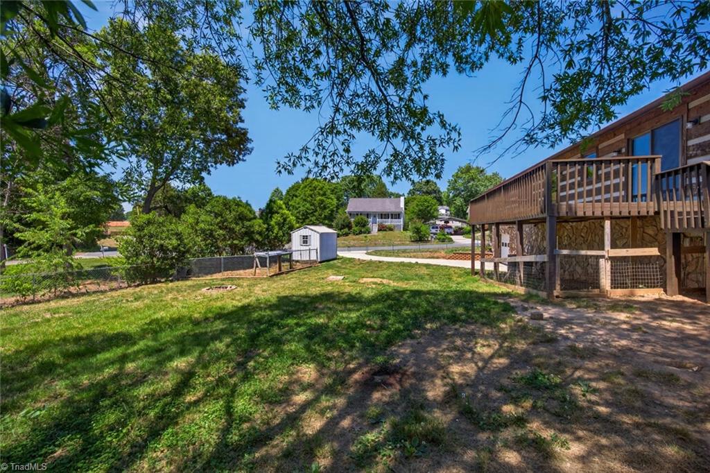7000 Oakridge Drive