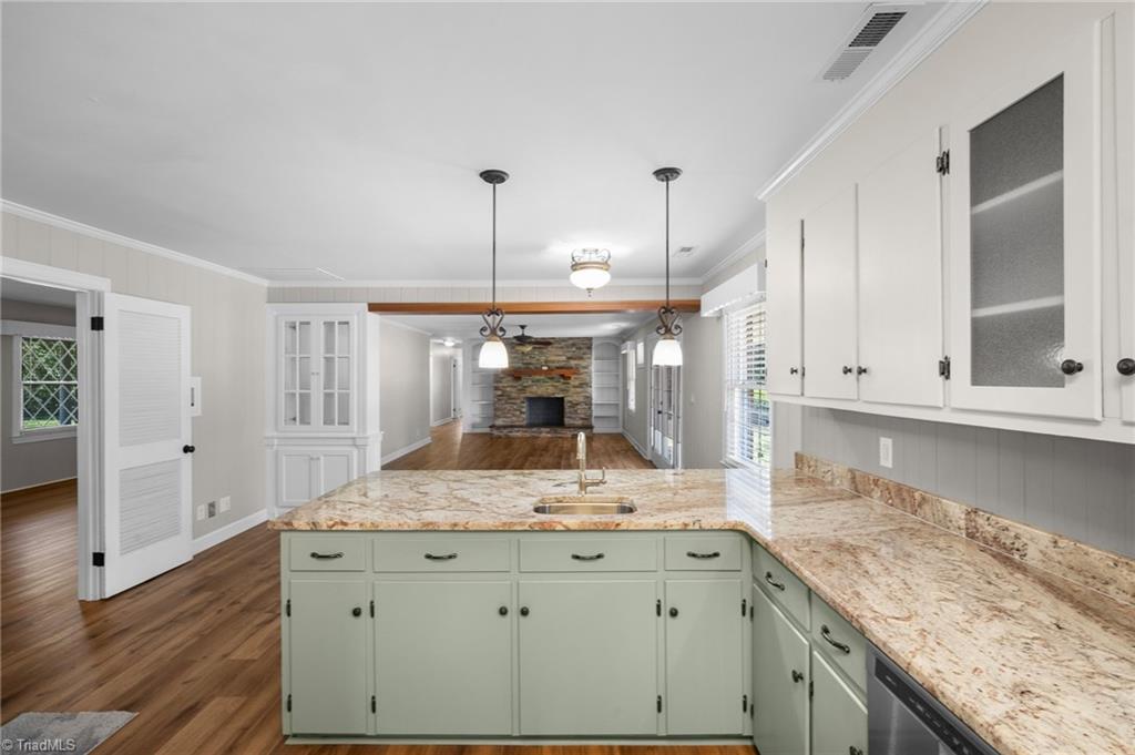 533 Rockway Drive