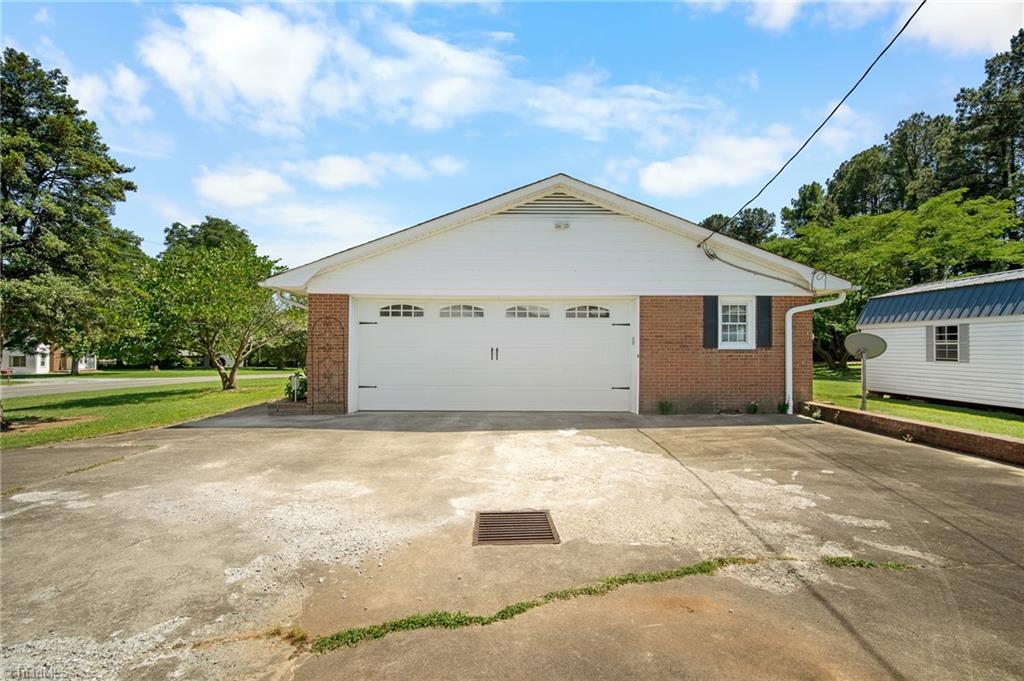 533 Rockway Drive