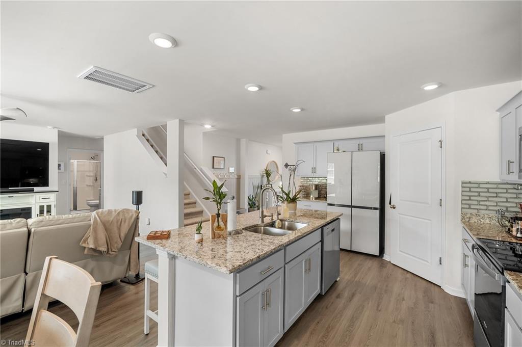 232 Culloden Drive