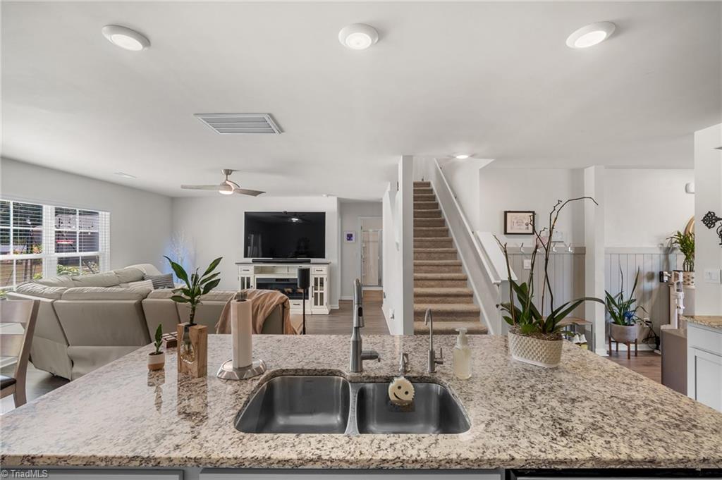 232 Culloden Drive
