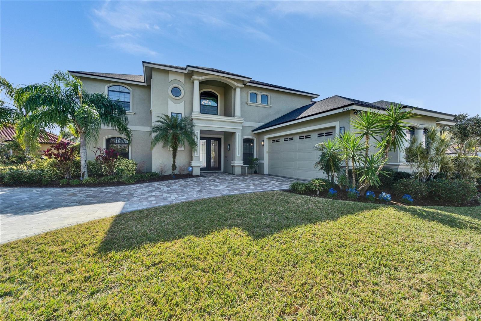 1934 HERITAGE LAKES BLVD