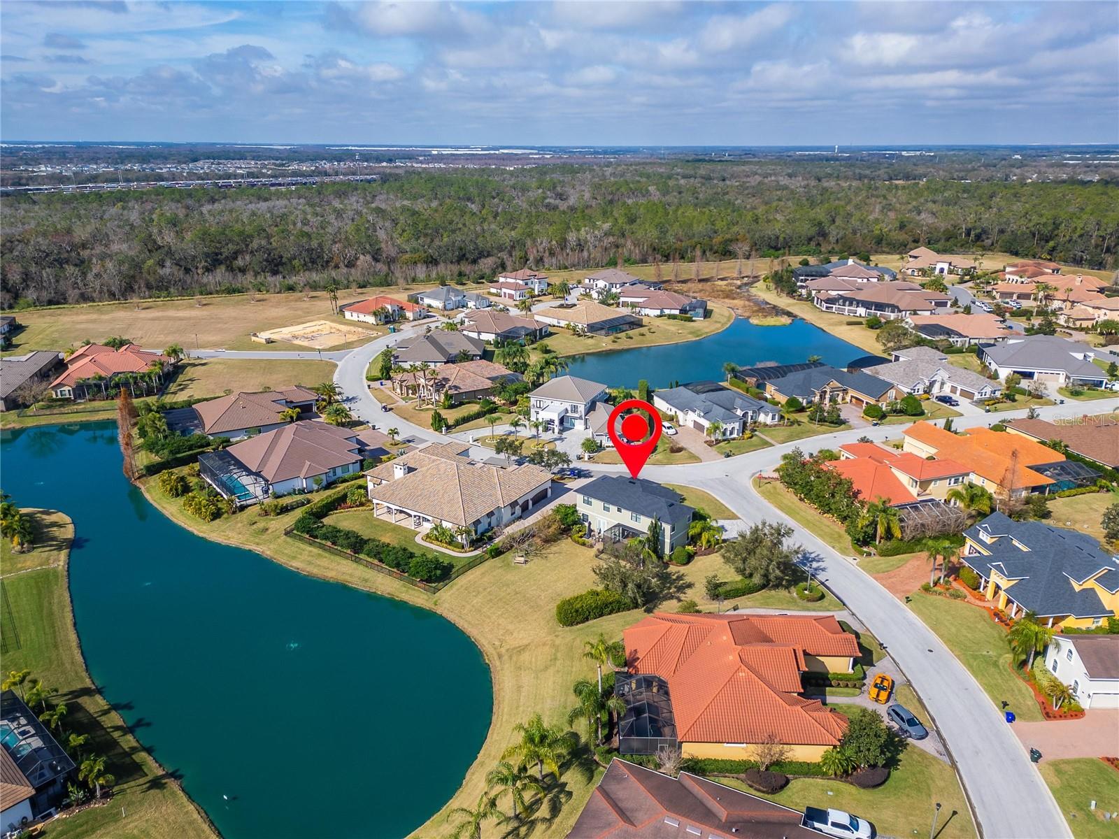 1934 HERITAGE LAKES BLVD