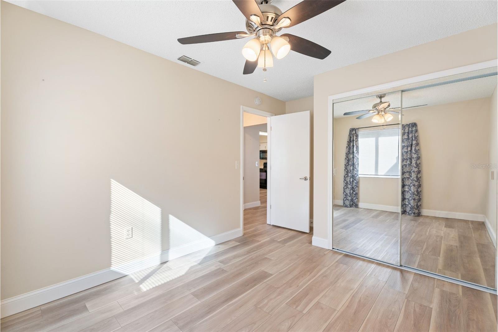 1317 BRAMBLEWOOD DR