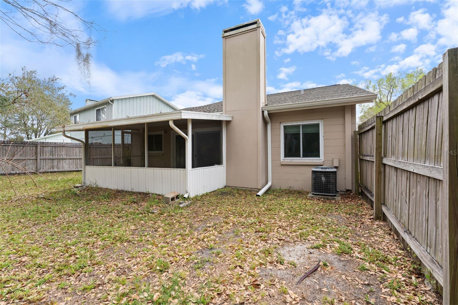 1317 BRAMBLEWOOD DR