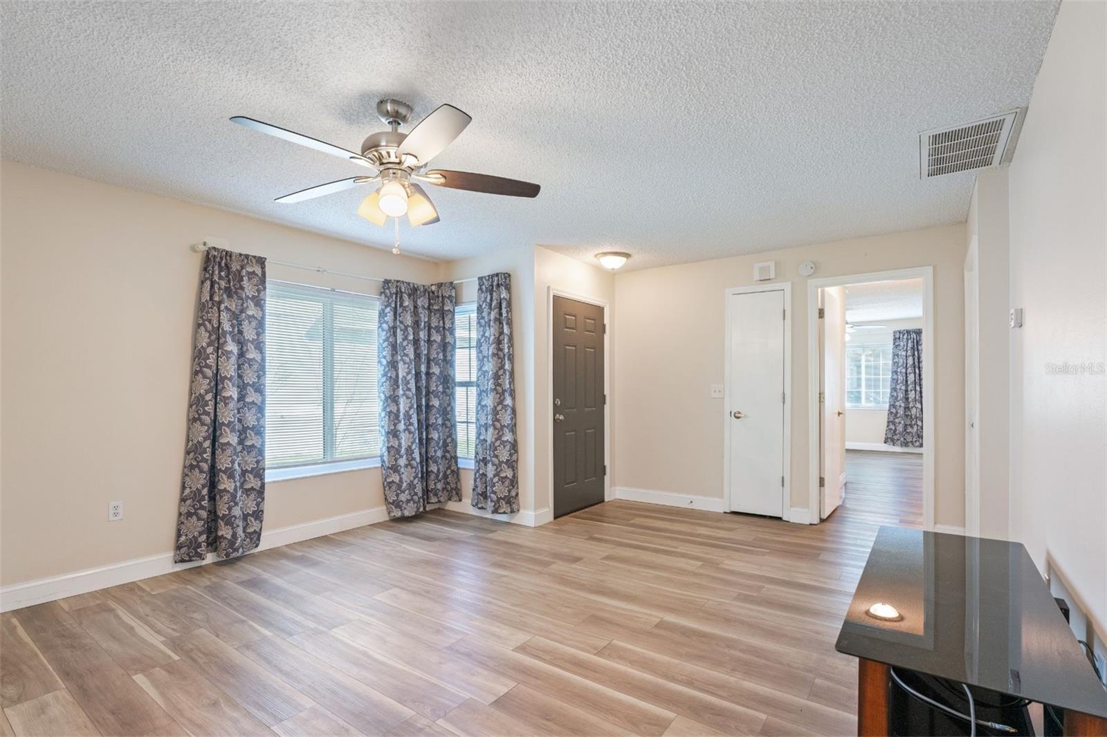 1317 BRAMBLEWOOD DR