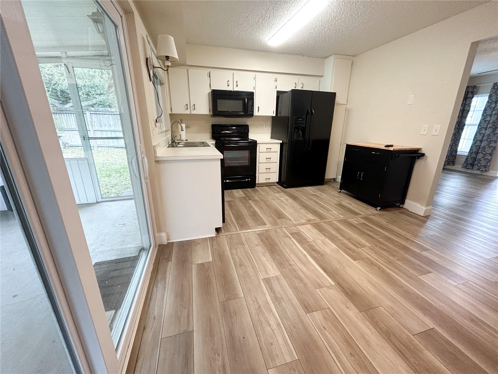 1317 BRAMBLEWOOD DR