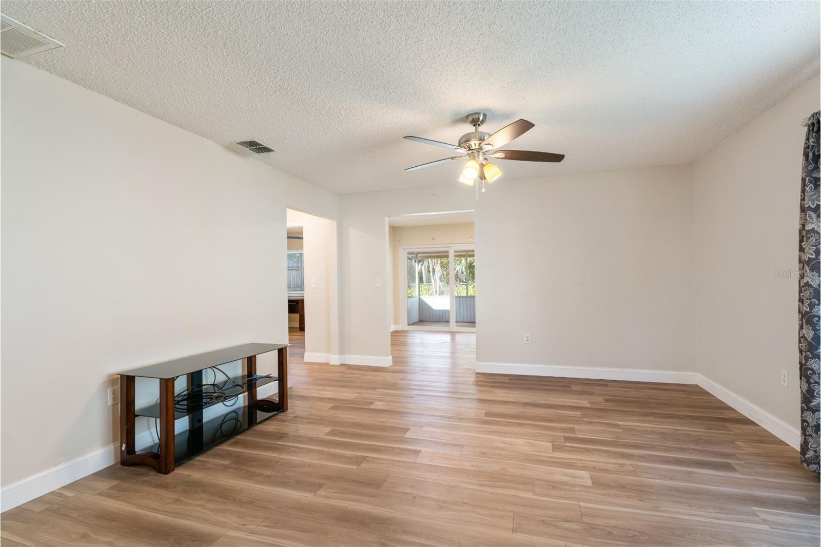1317 BRAMBLEWOOD DR