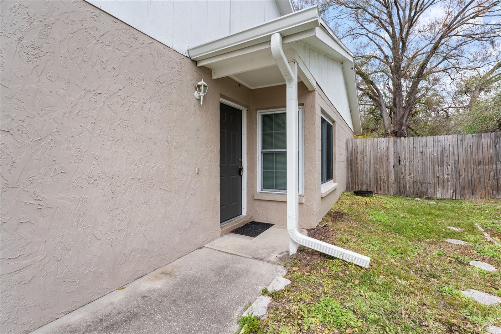 1317 BRAMBLEWOOD DR