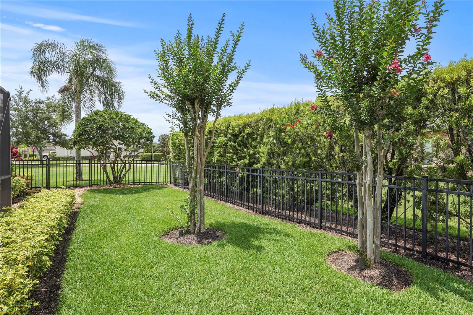 2569 LAUREL GLEN DR