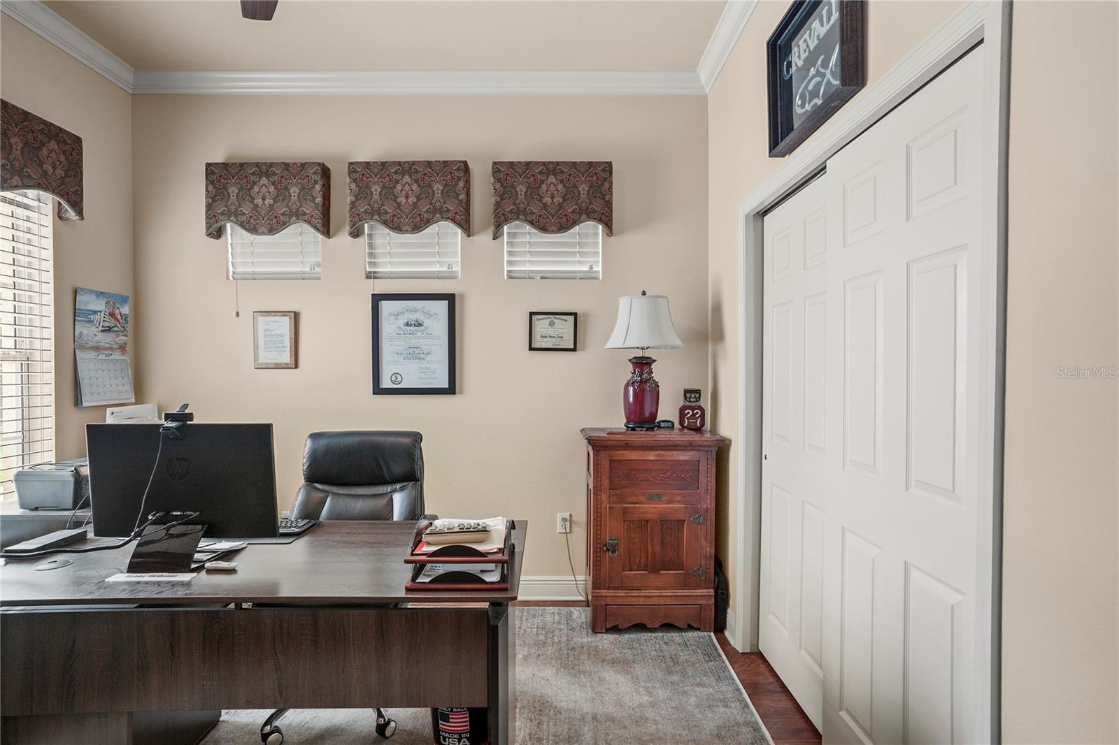 2569 LAUREL GLEN DR