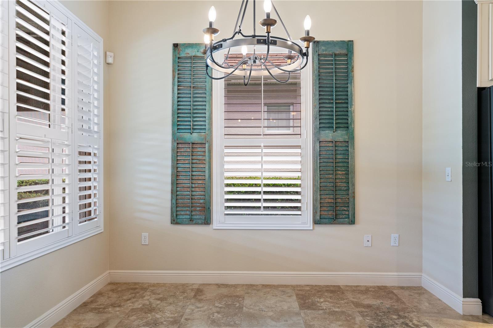 2569 LAUREL GLEN DR