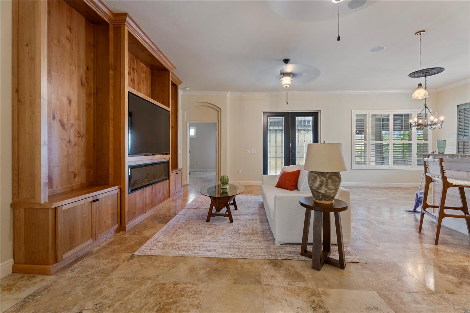 2569 LAUREL GLEN DR