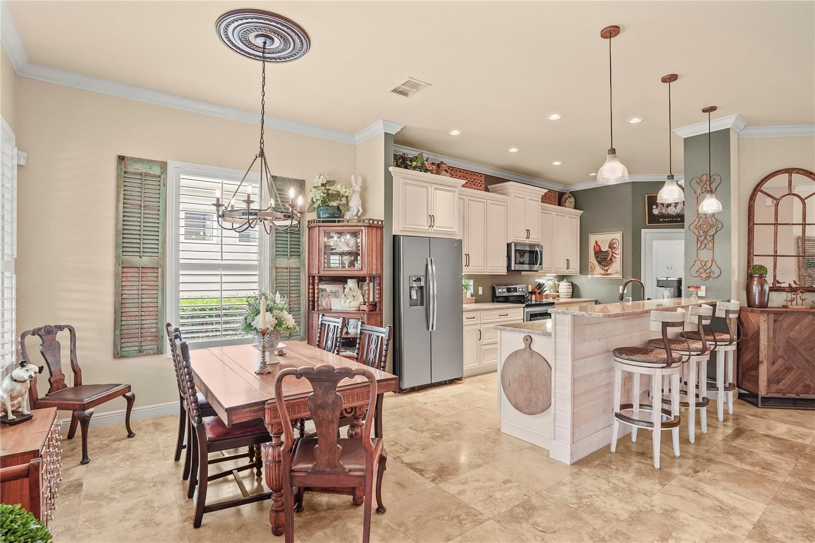2569 LAUREL GLEN DR