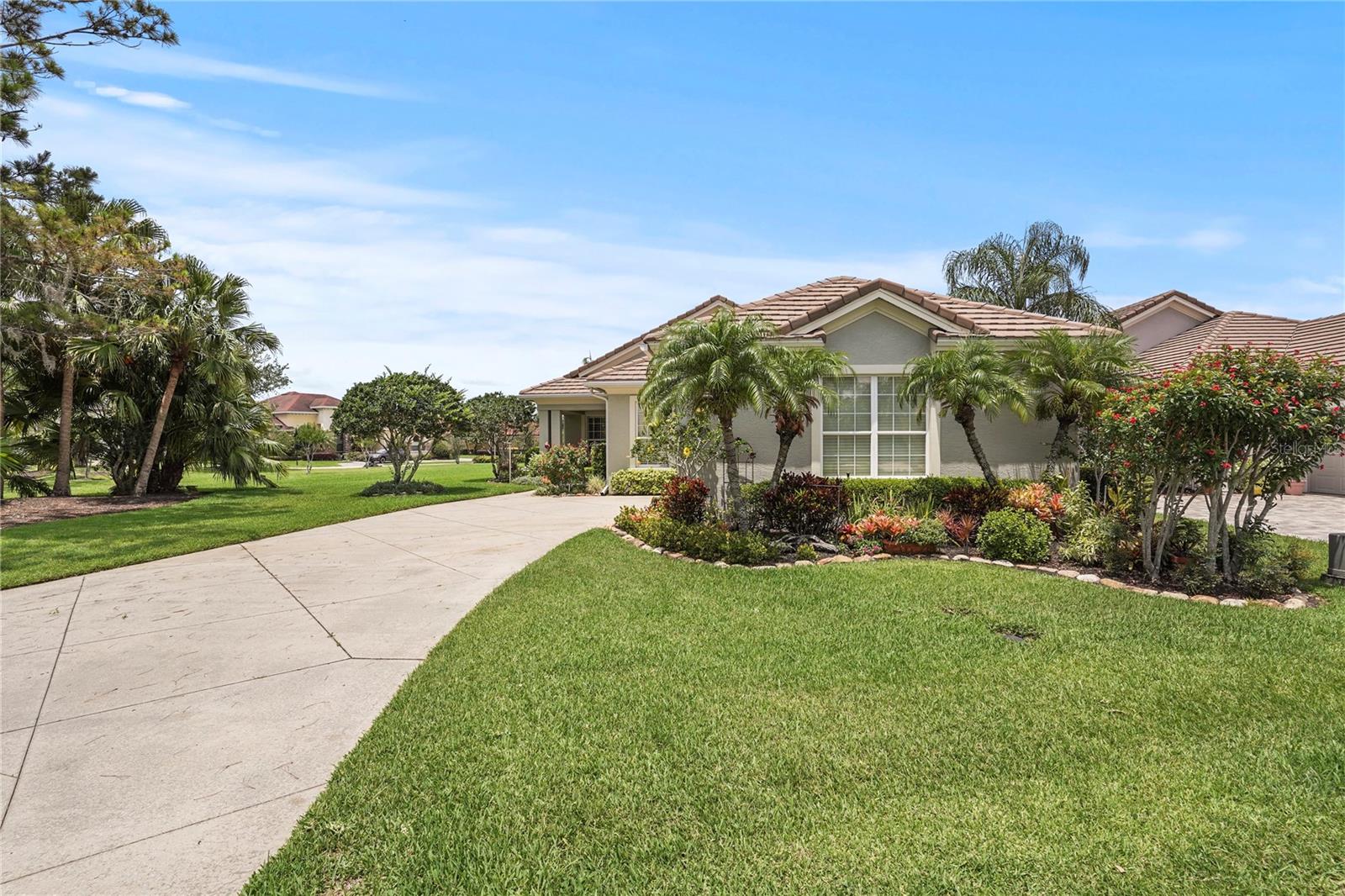 2569 LAUREL GLEN DR